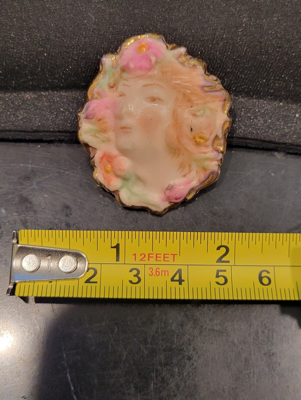 Vintage‎ Porcelain Oval Cameo Lady Portrait Floral Brooch Pin Multicolor -Read - Picture 3 of 4